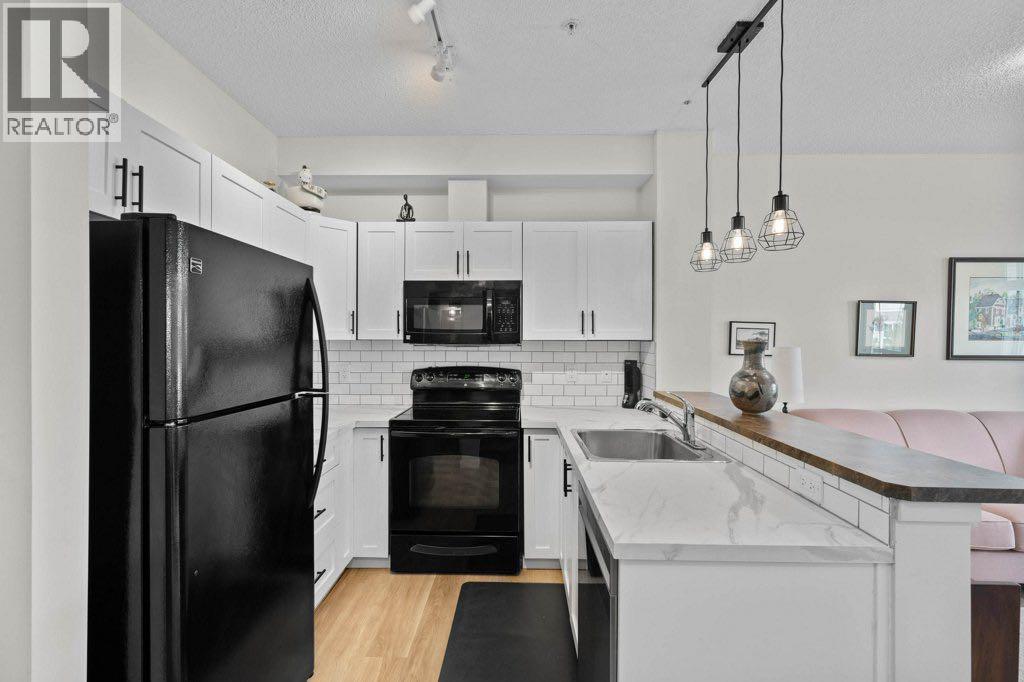 201 Sunset Drive, Cochrane