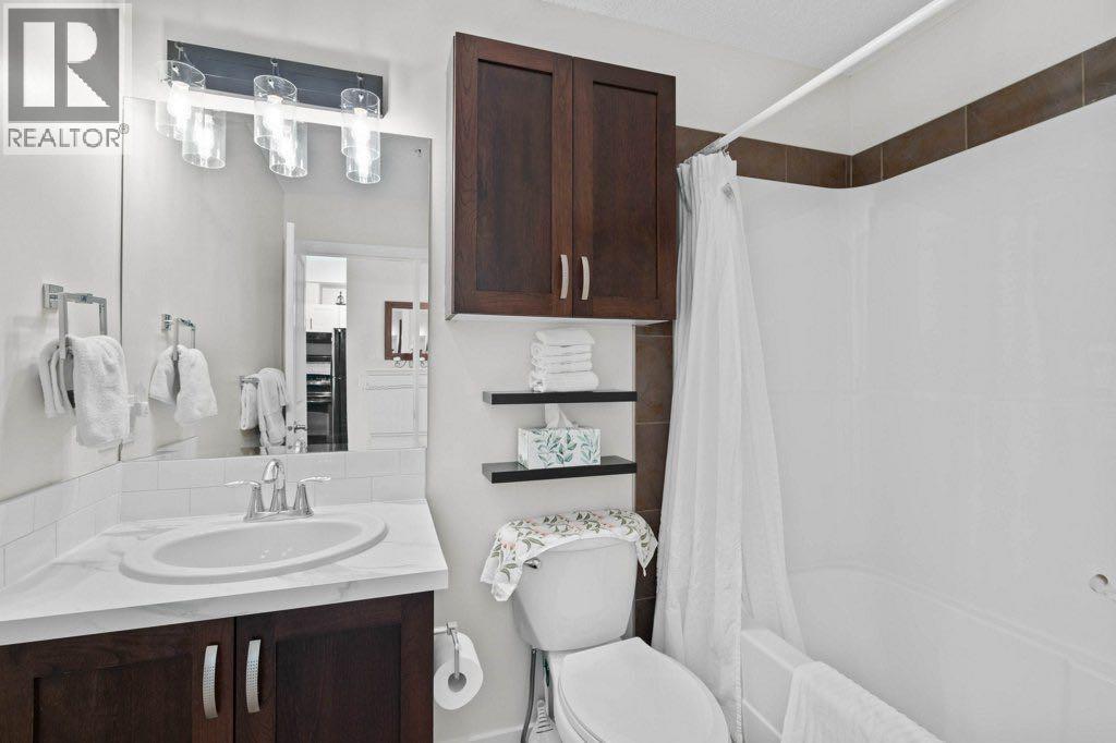 201 Sunset Drive, Cochrane