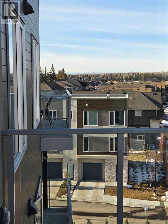 Single Family House for Sale in   Shawnee Square SW Shawnee Slopes Calgary 