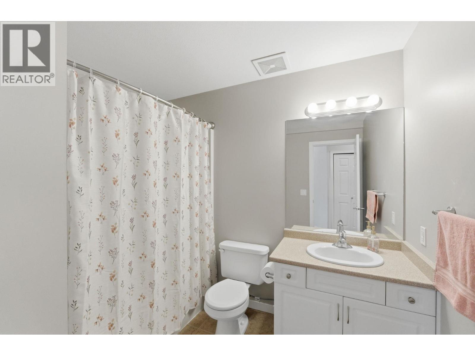 313 778 Rutland Road North, Kelowna