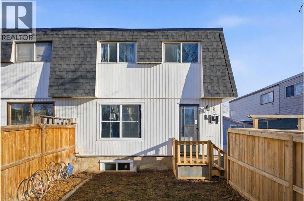 44 Doverdale Mews SE, Calgary, Alberta