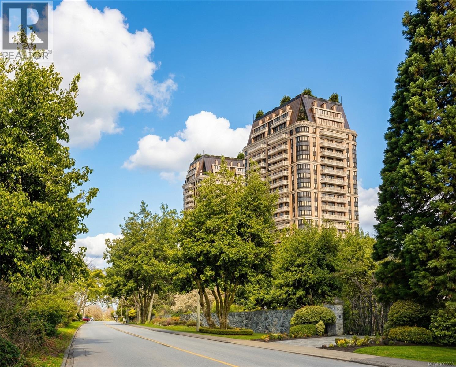  1069/1101 Beach Drive, Oak Bay