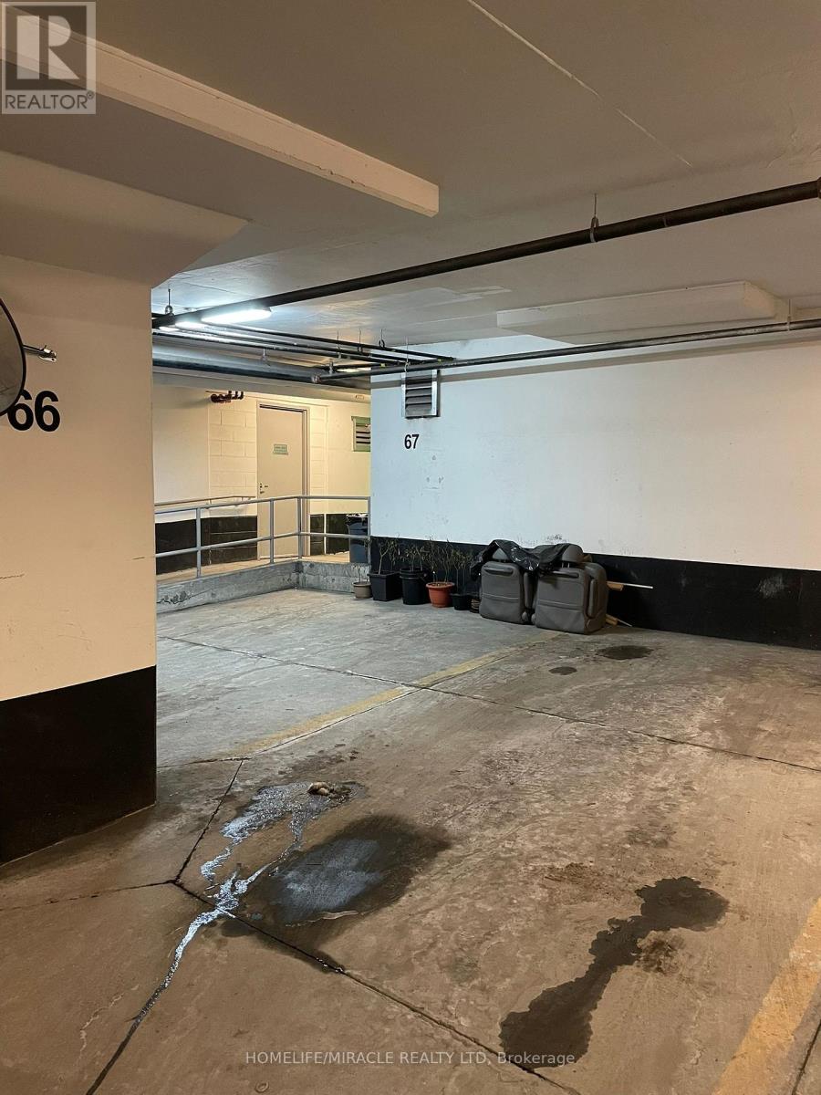 1359 Neilson Road 66 Parking