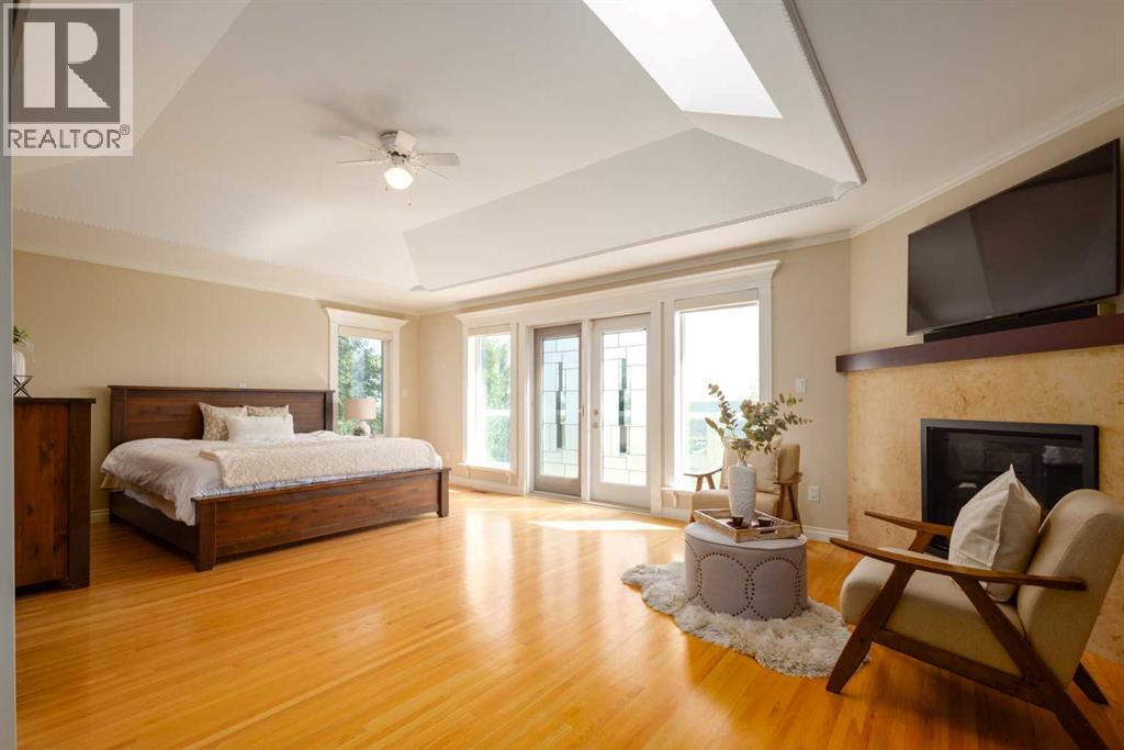 Single Family House for Sale in  Slopes Point SW Springbank Hill Calgary 