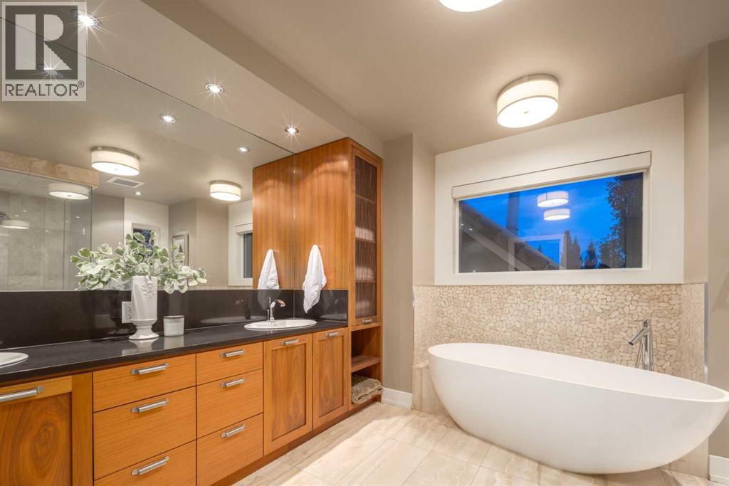 Single Family House for Sale in  Slopes Point SW Springbank Hill Calgary 