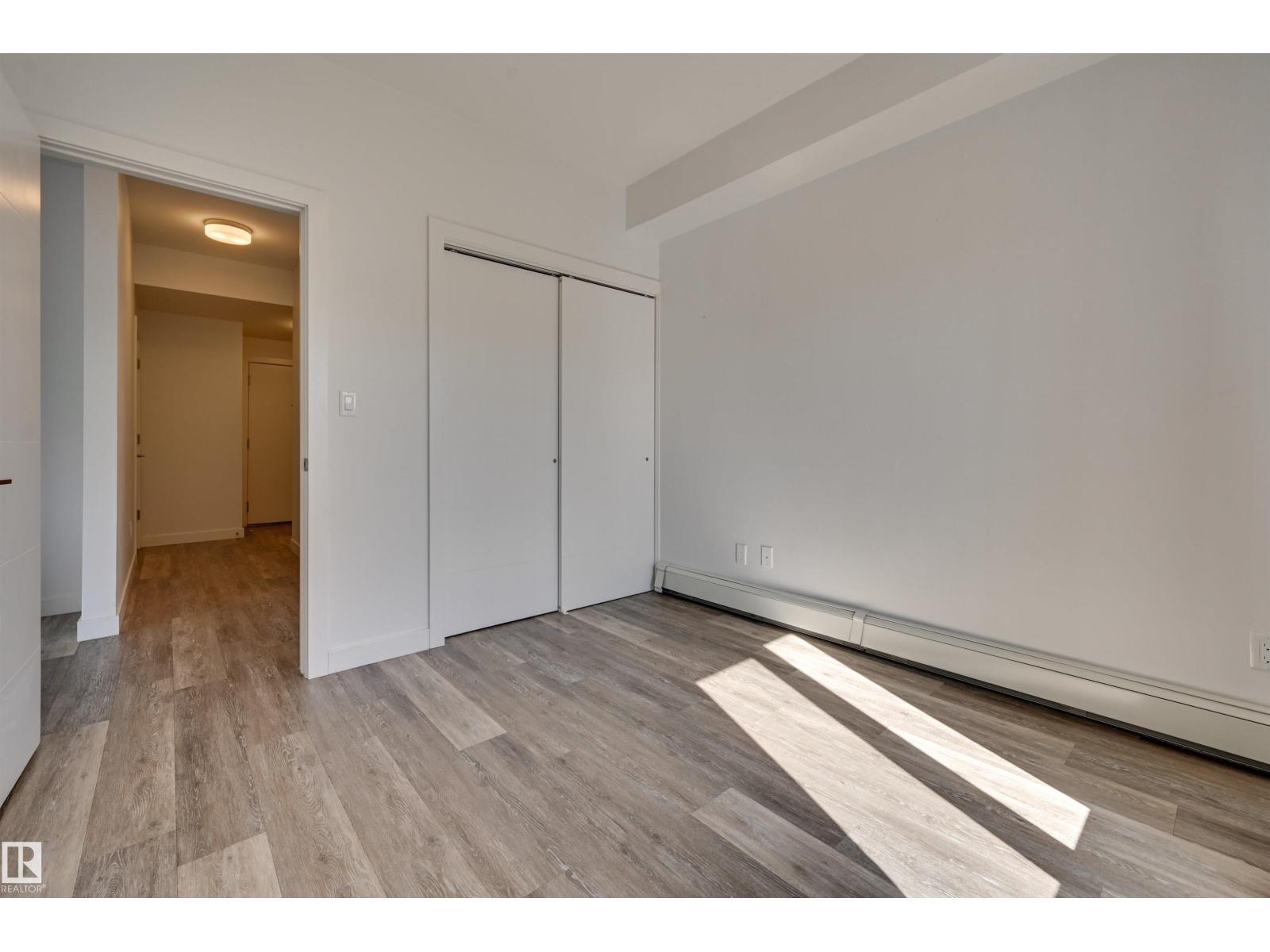#206 10837 83 AV NW - 21
