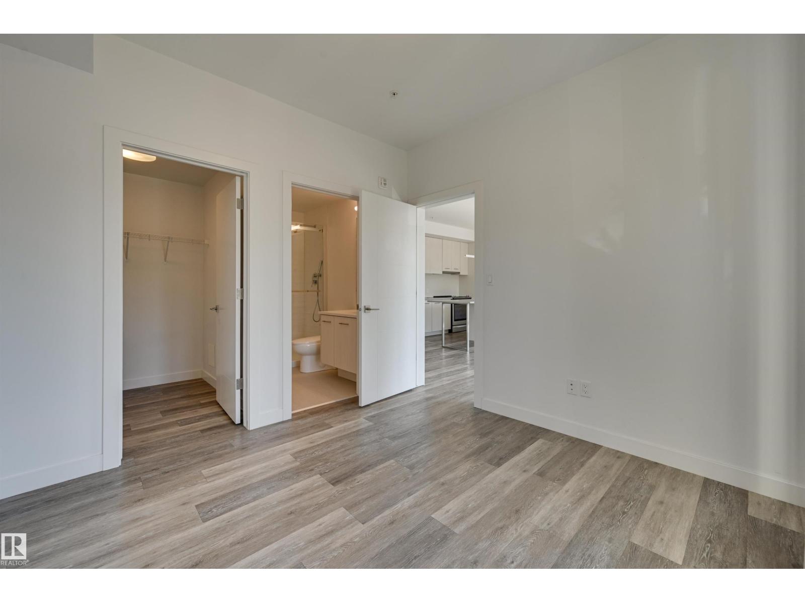 #206 10837 83 AV NW - 17