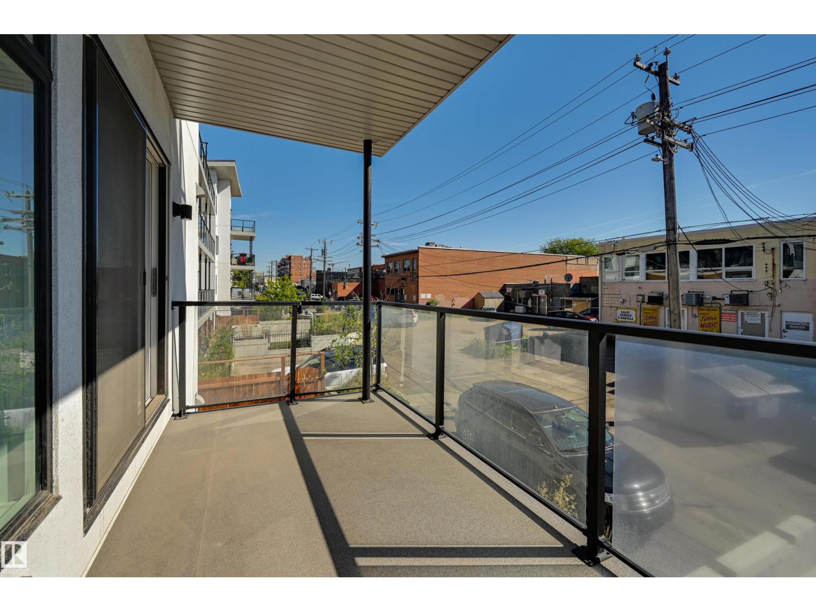 #206 10837 83 AV NW - 27
