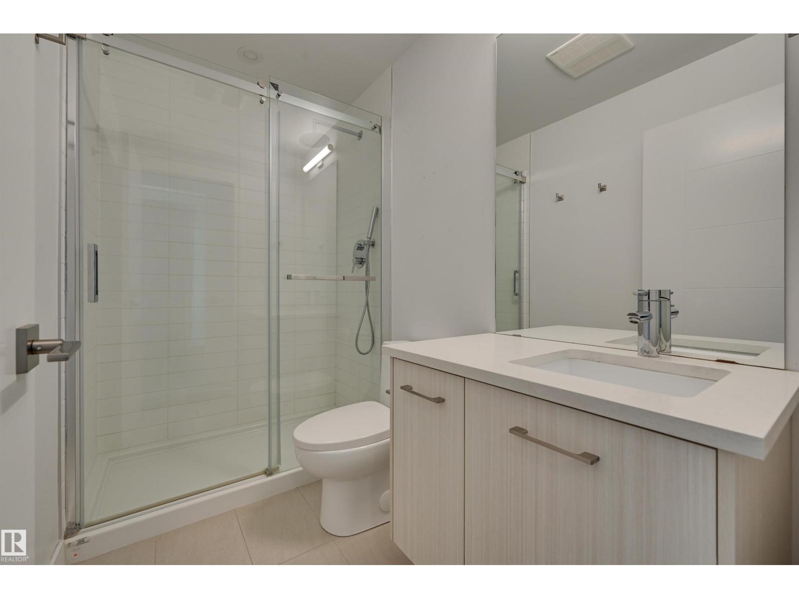 #206 10837 83 AV NW - 18
