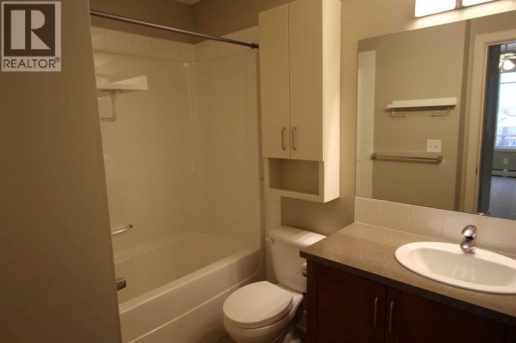 Single Family House for Sale in   Country Village Circle NE Country Hills Village Calgary 