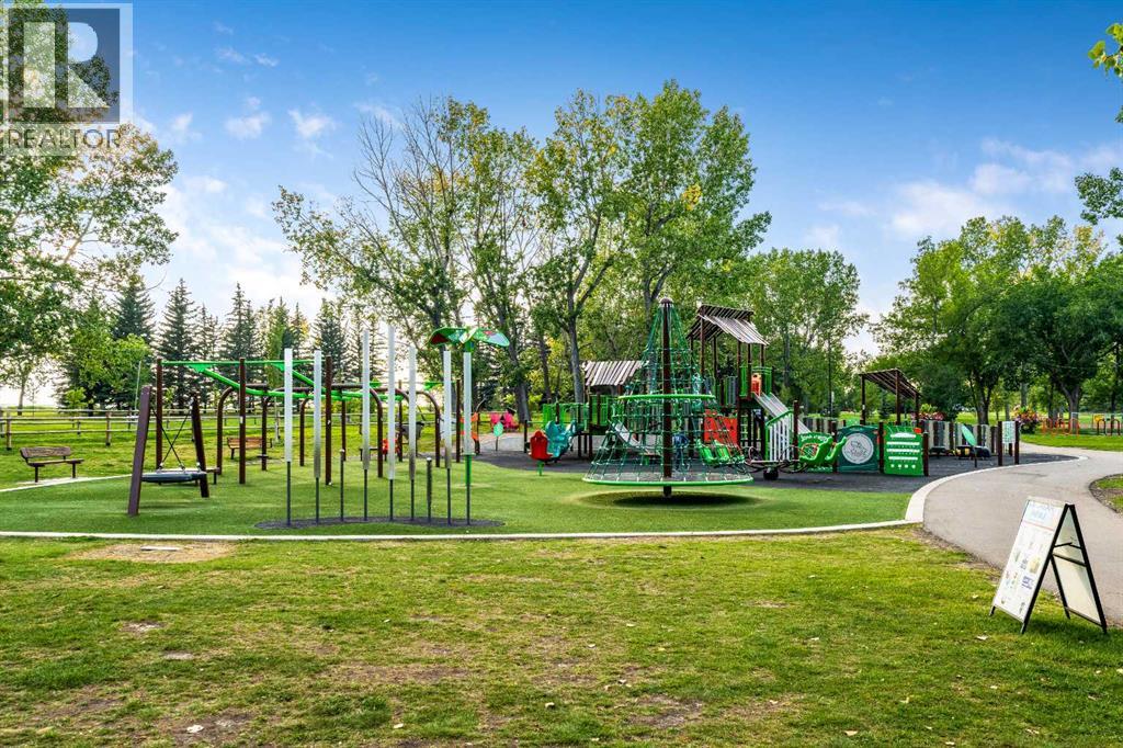 Single Family House for Sale in   Richard Court SW Lincoln Park Calgary 