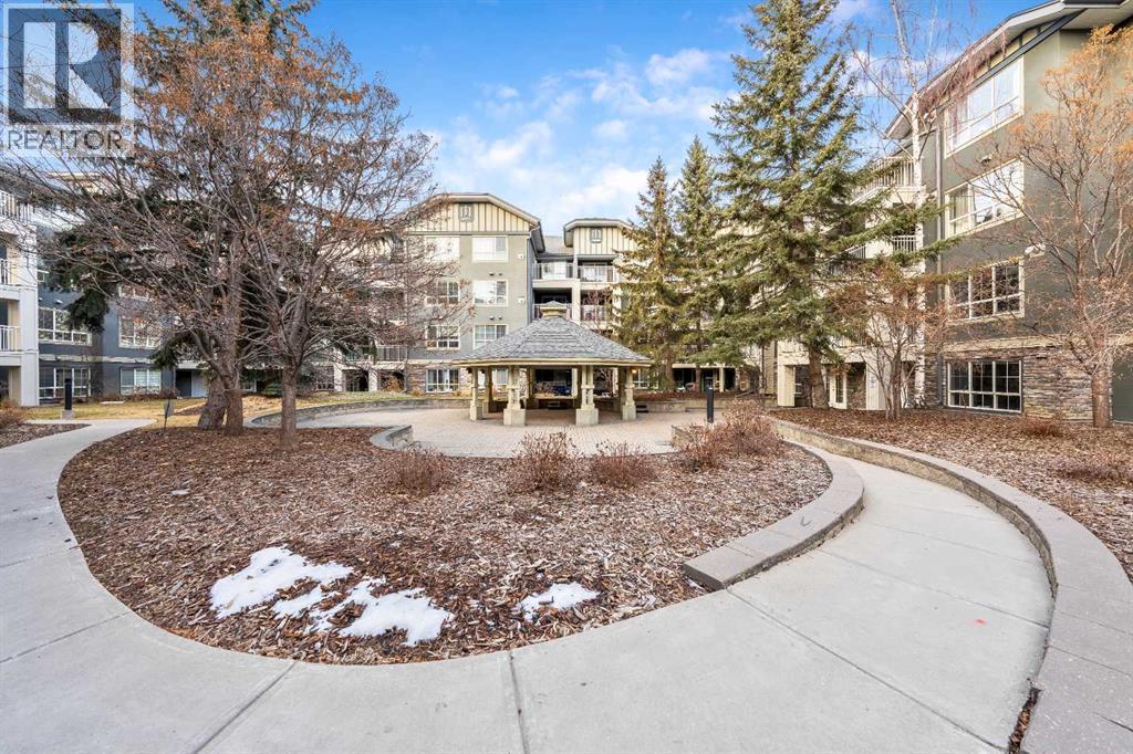 Single Family House for Sale in   Richard Court SW Lincoln Park Calgary 
