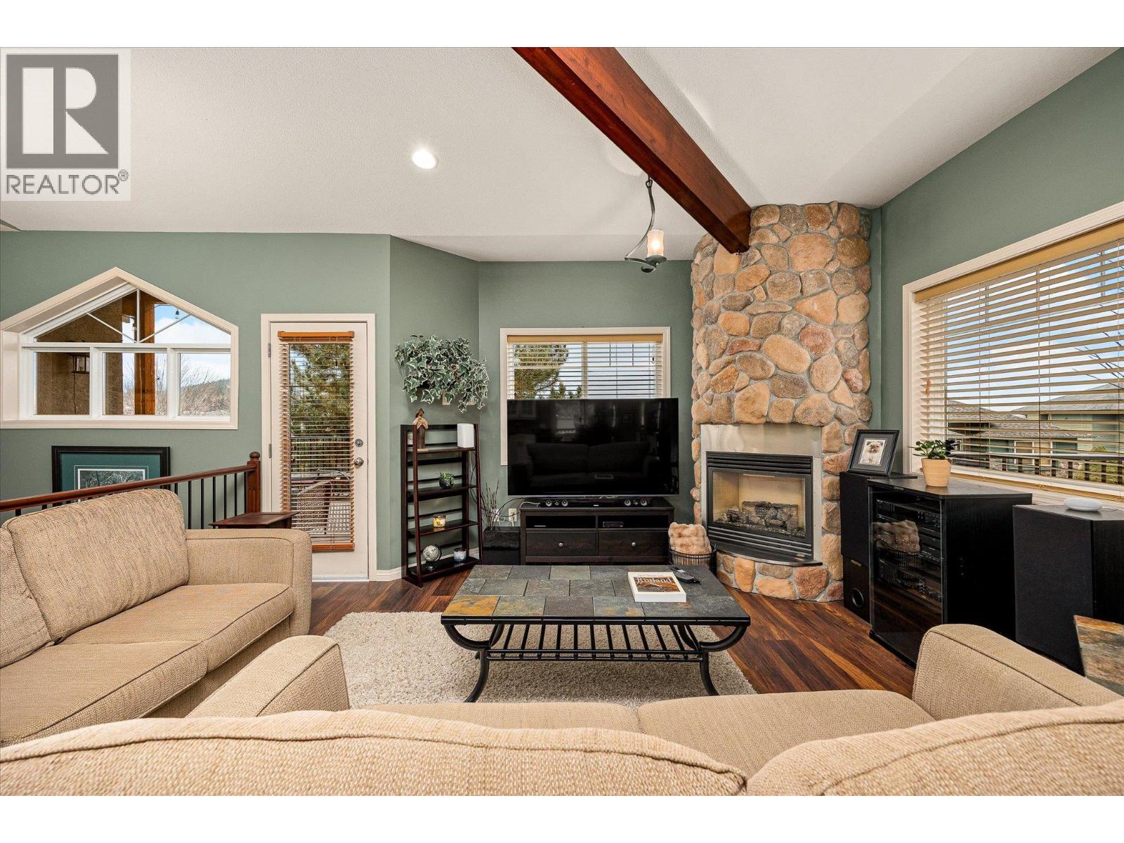  1536 Wilmot Avenue, Kelowna