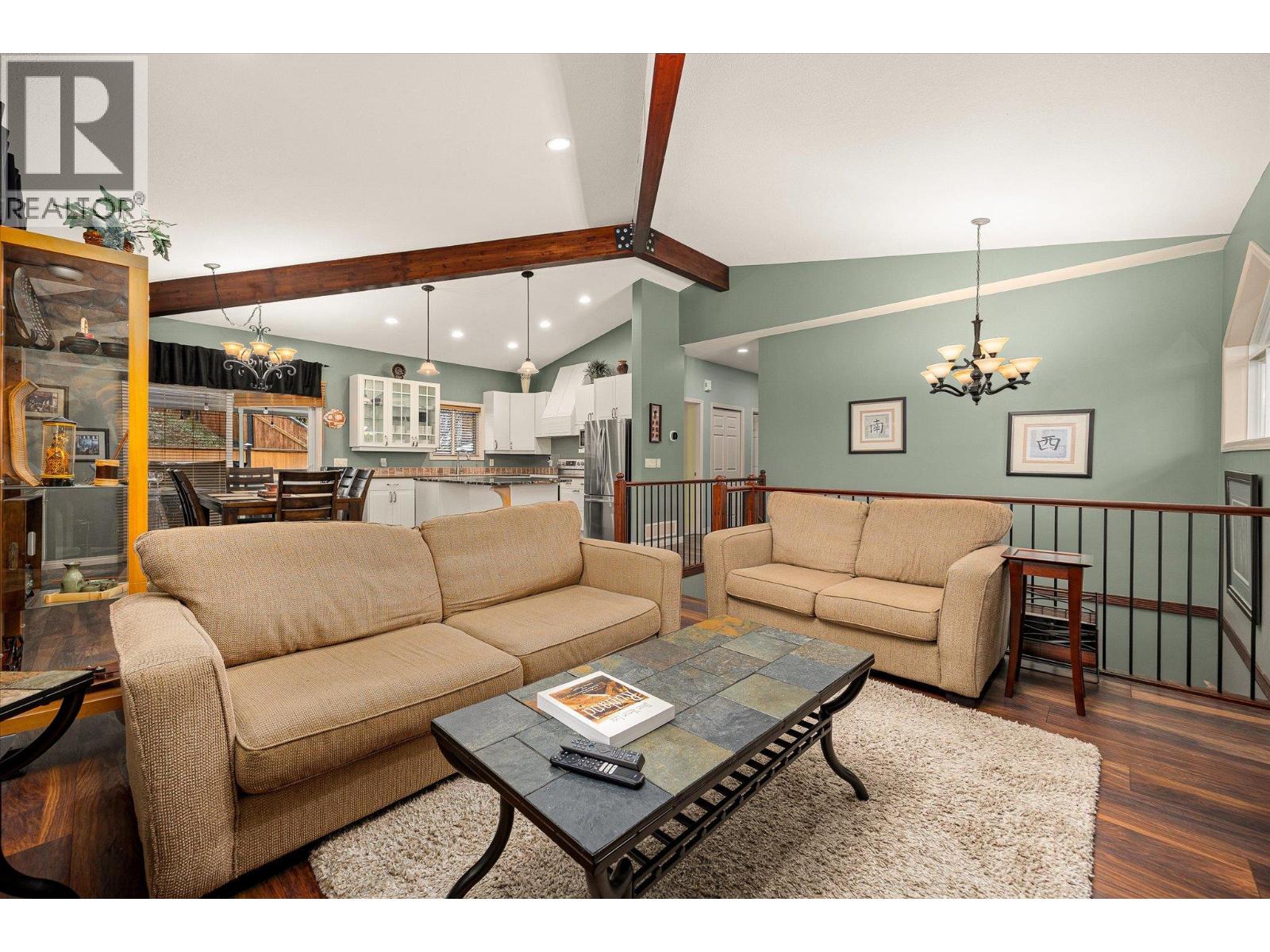  1536 Wilmot Avenue, Kelowna