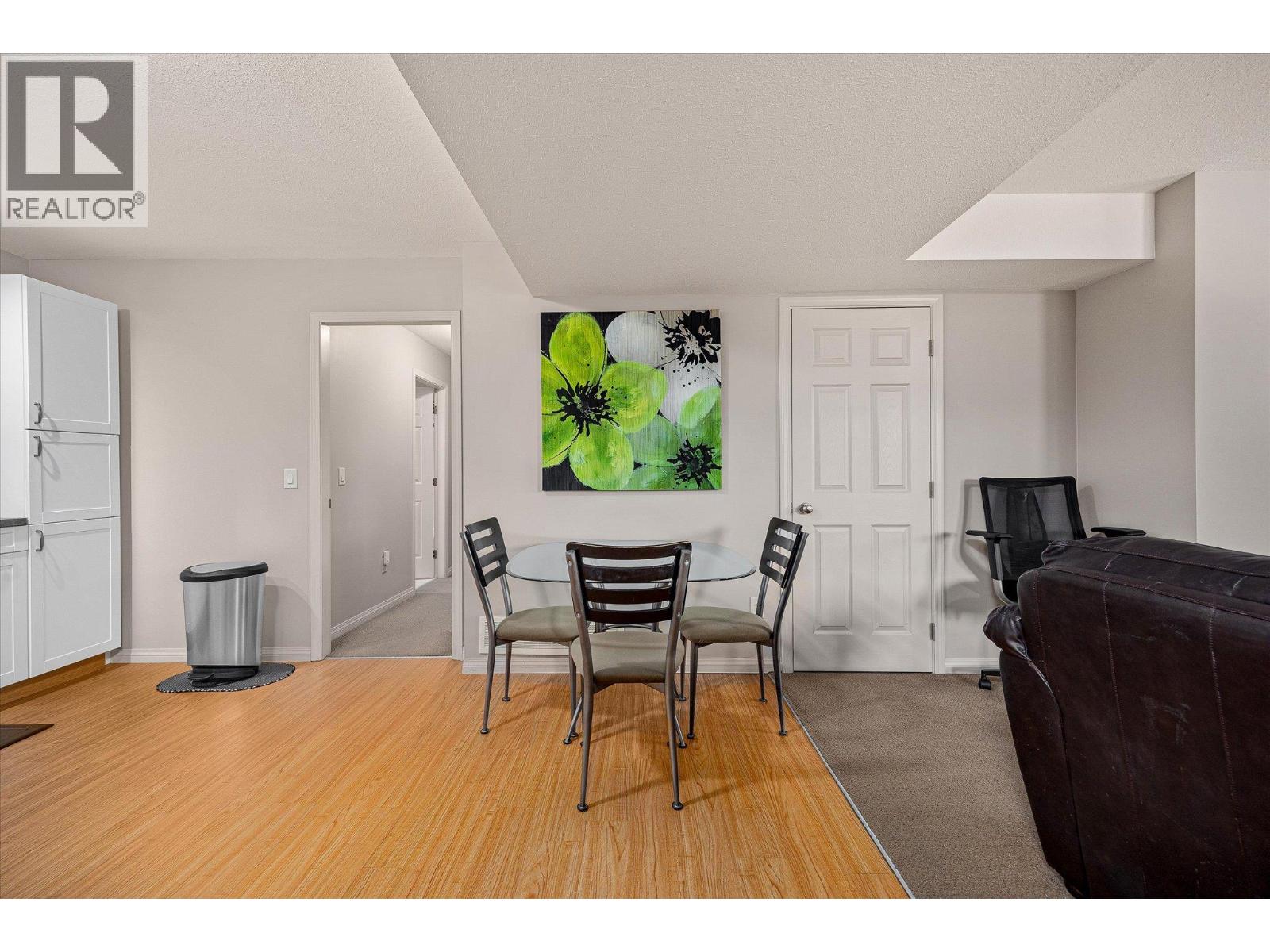  1536 Wilmot Avenue, Kelowna