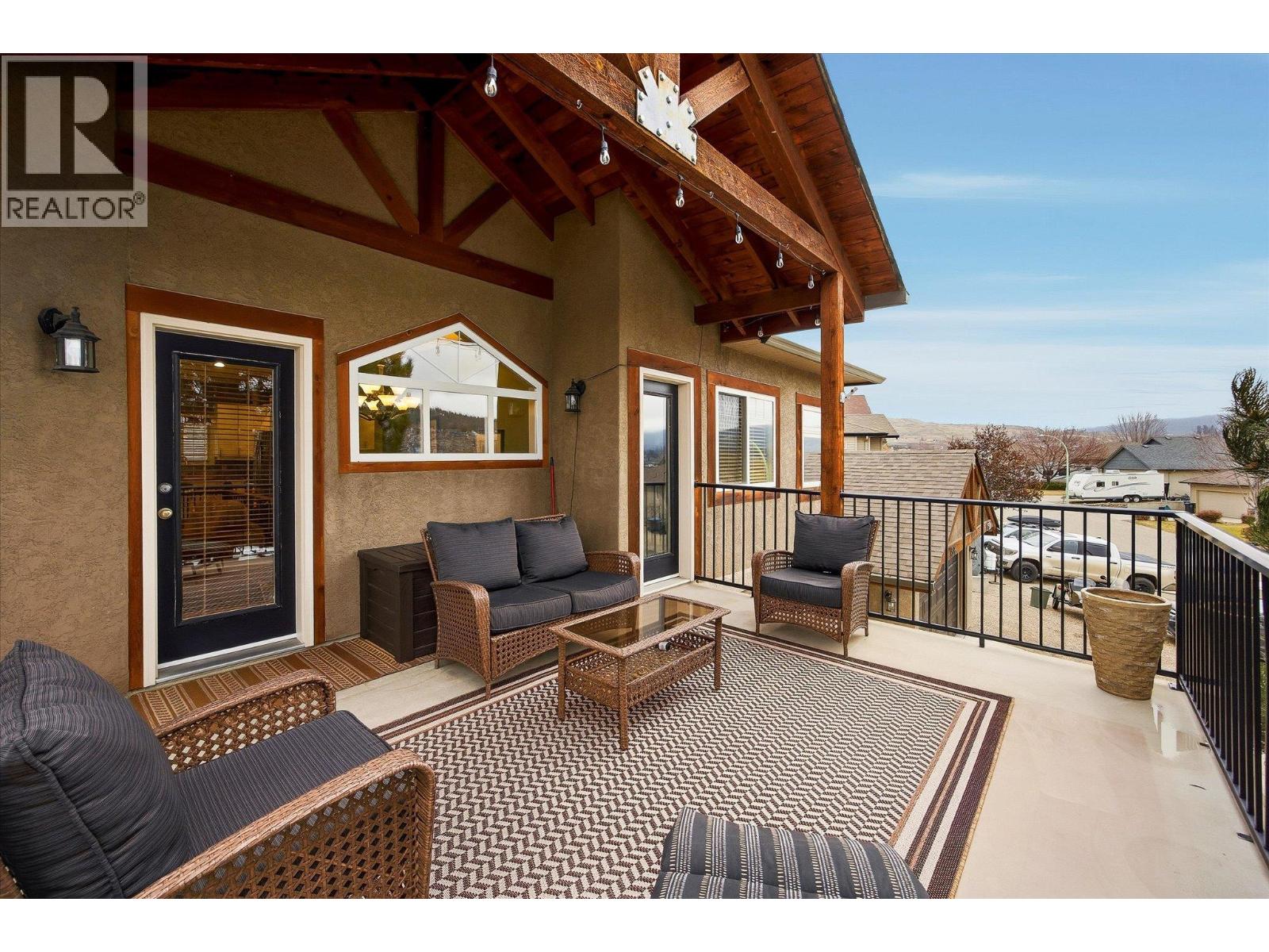  1536 Wilmot Avenue, Kelowna