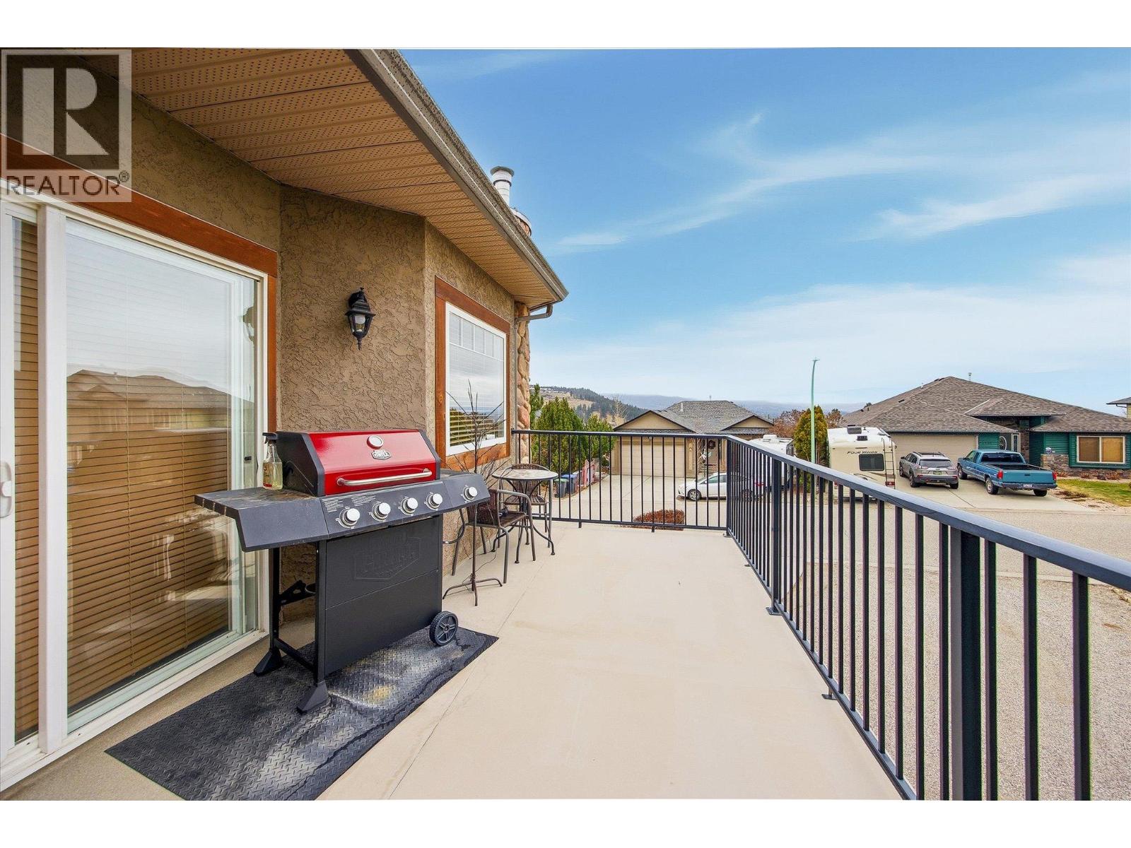  1536 Wilmot Avenue, Kelowna