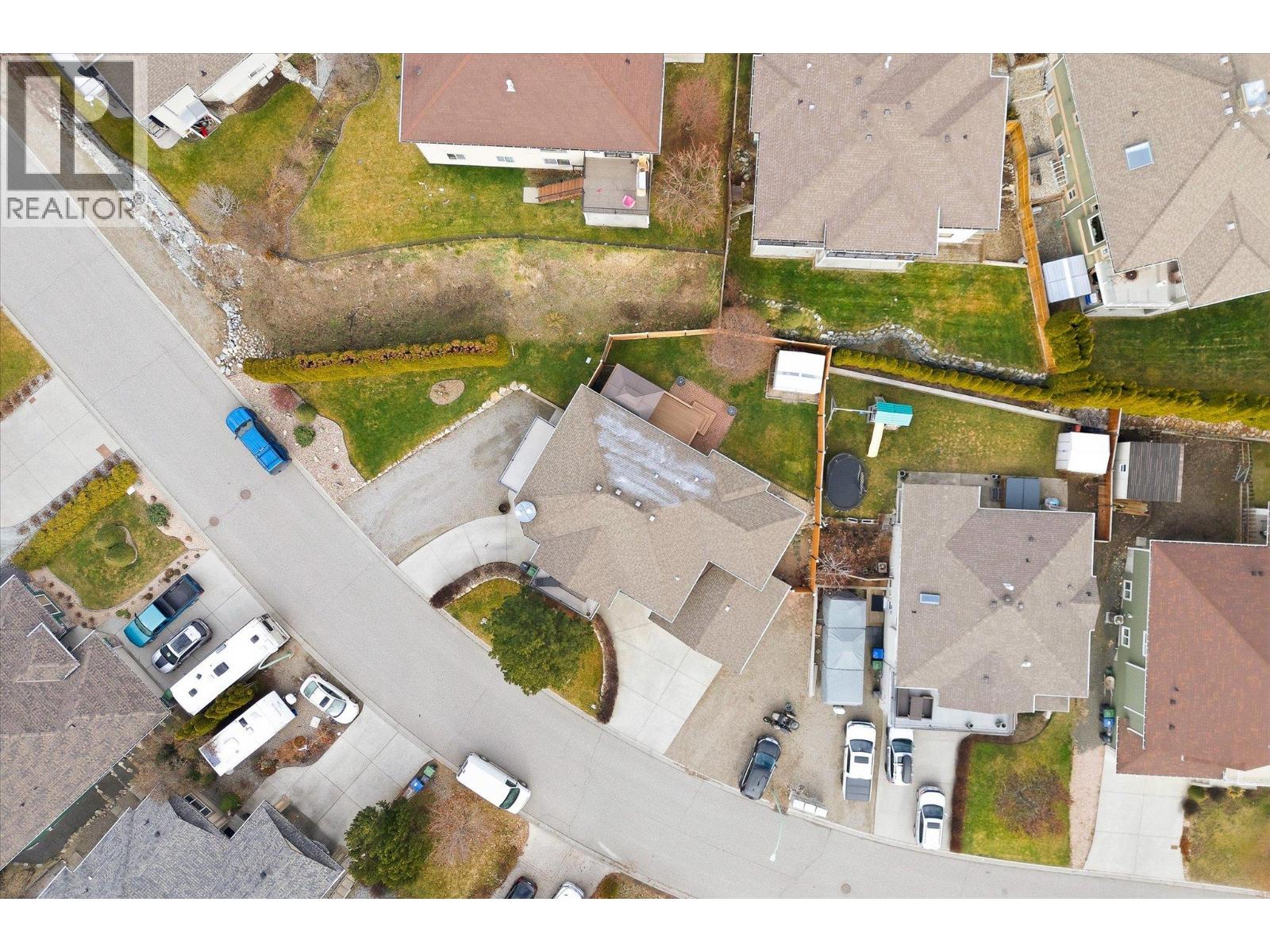  1536 Wilmot Avenue, Kelowna