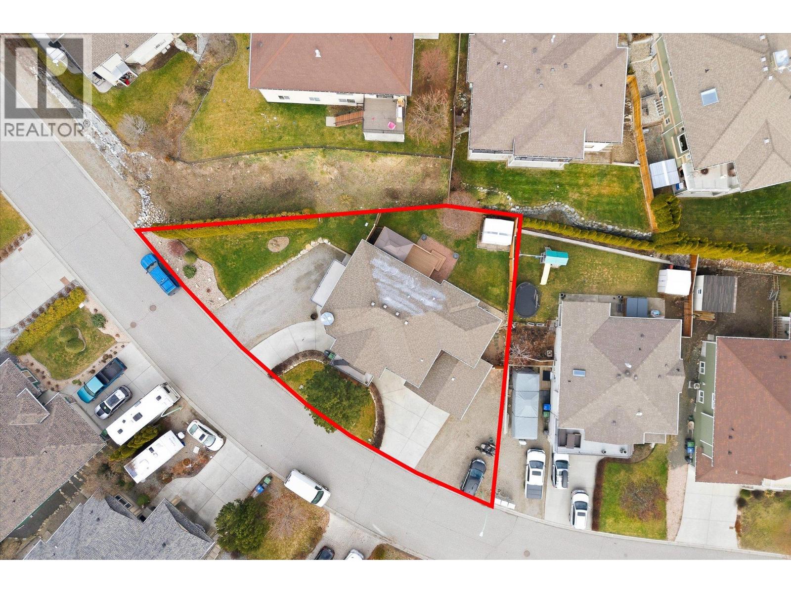  1536 Wilmot Avenue, Kelowna