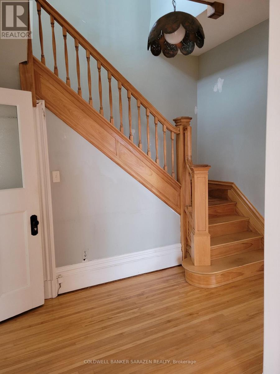 1 - 5 D'ARCY STREET - Photo 3 of 7, Perth, Ontario