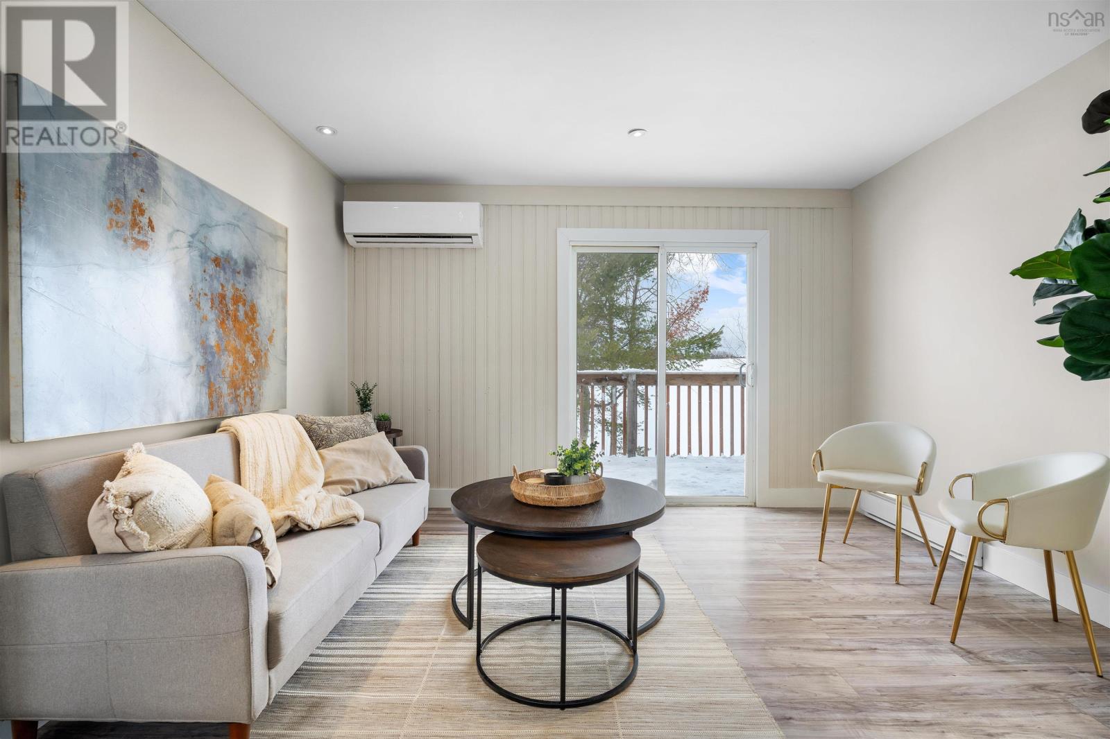 Property 15 of 49 of 1031 Wentworth Road