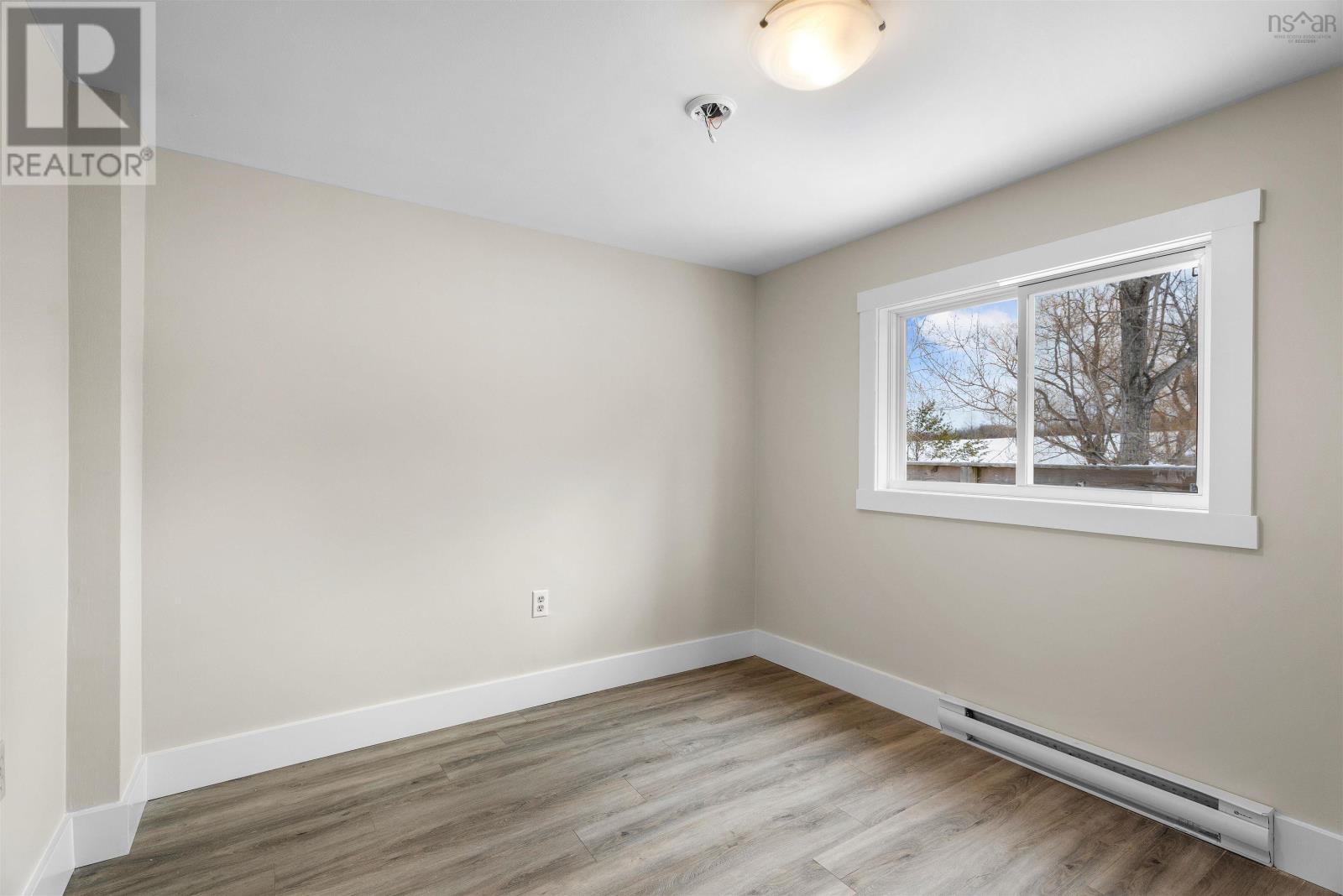 Property 24 of 49 of 1031 Wentworth Road