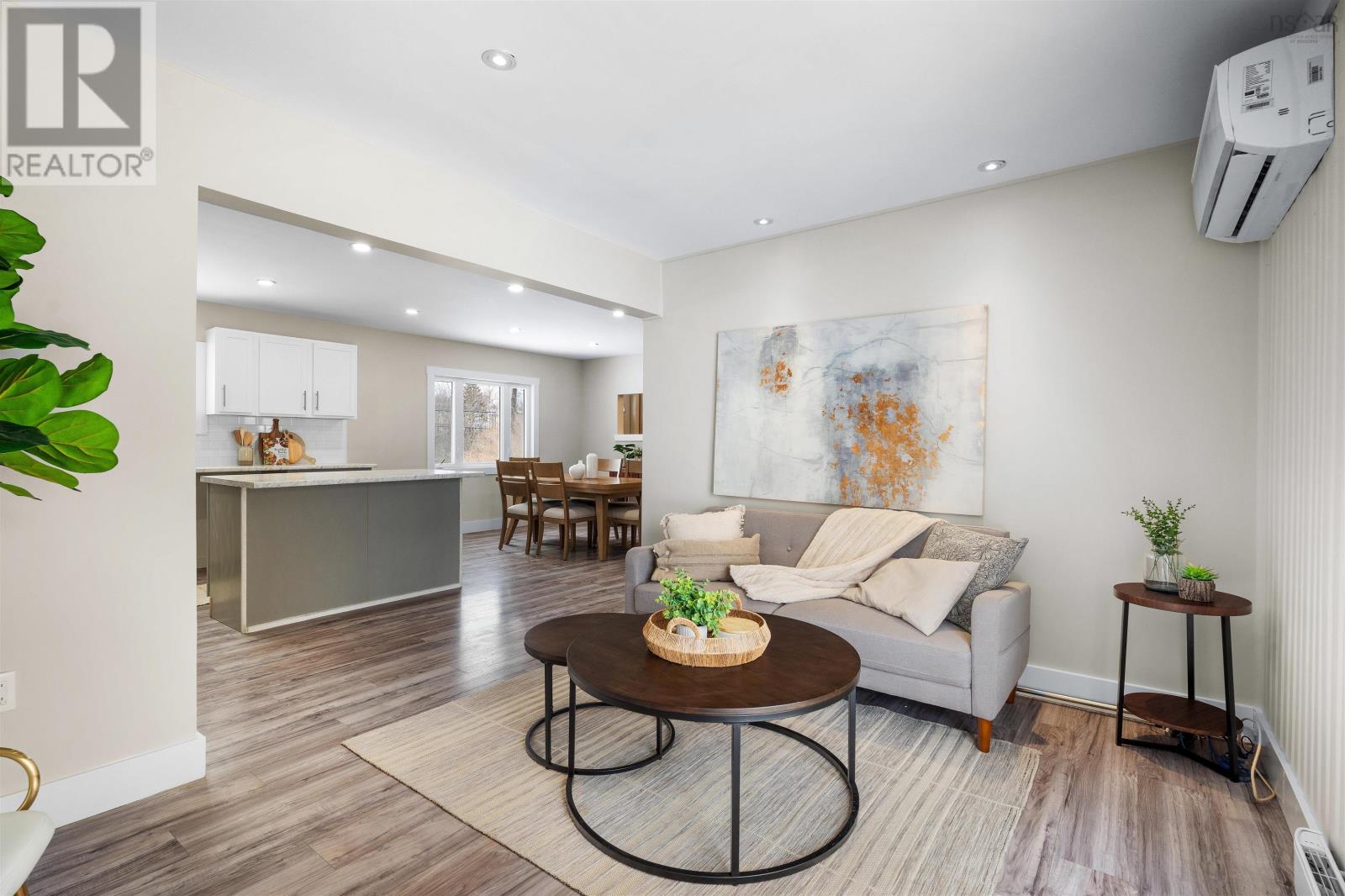 Property 13 of 49 of 1031 Wentworth Road