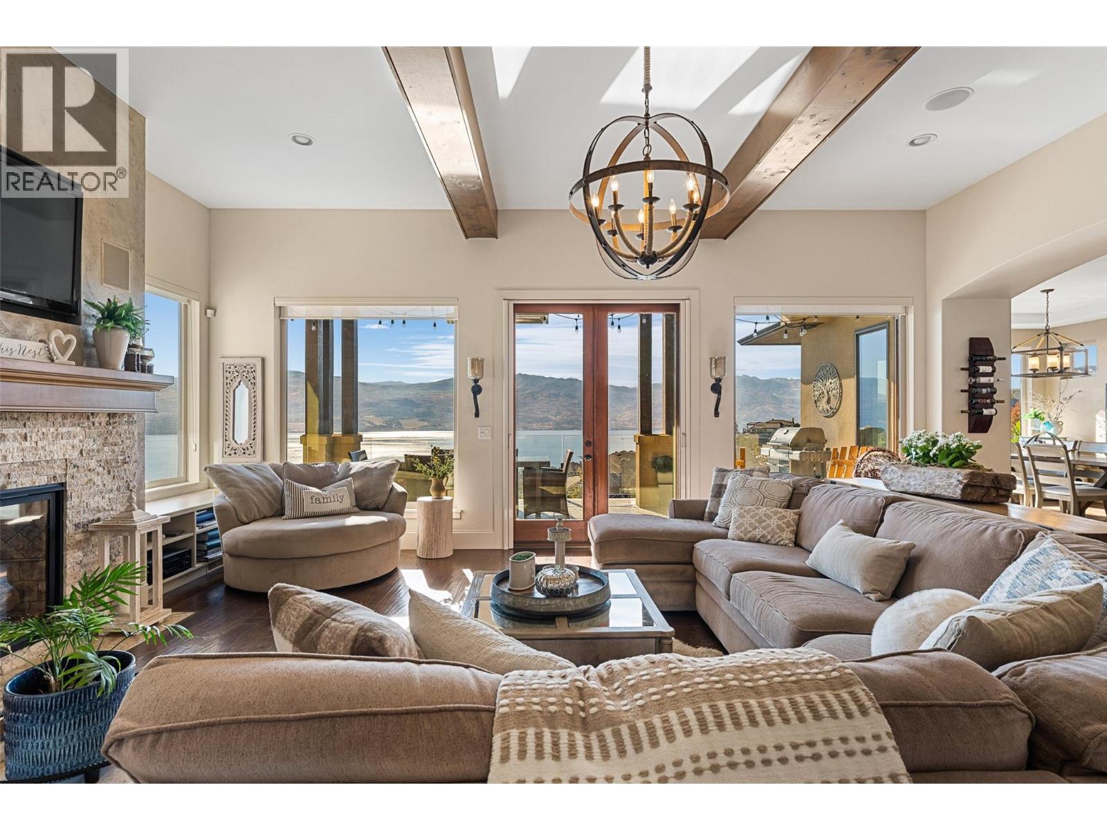  3211 Pinot Noir Place, West Kelowna