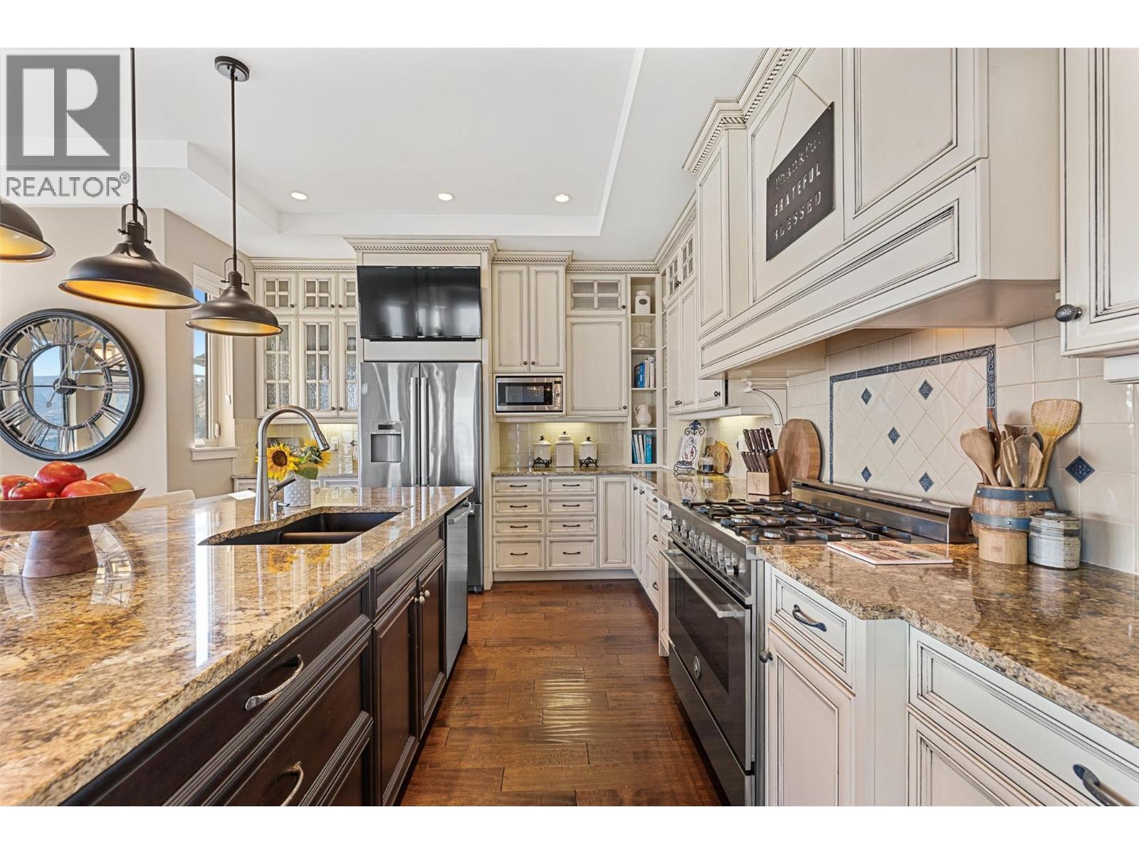  3211 Pinot Noir Place, West Kelowna