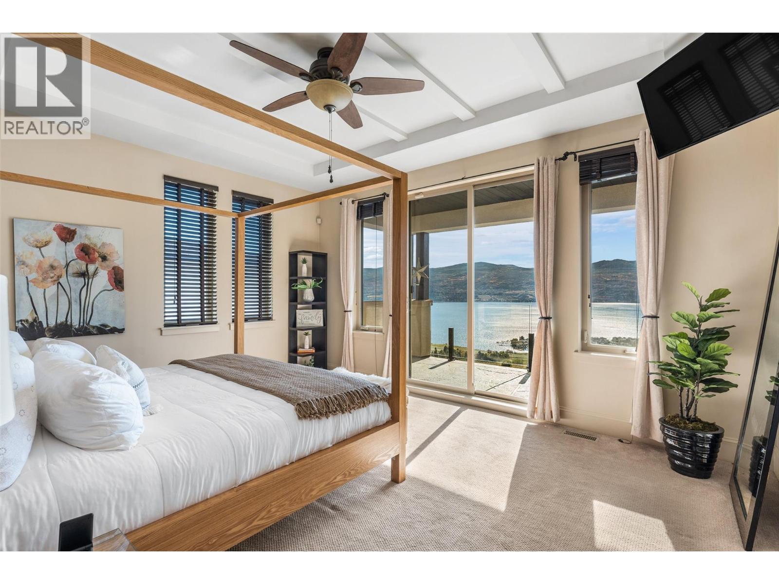  3211 Pinot Noir Place, West Kelowna