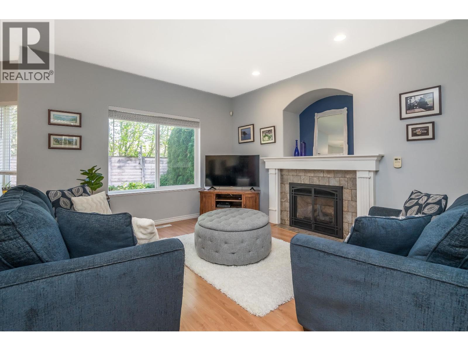 19115 DOERKSEN DRIVE, Pitt Meadows