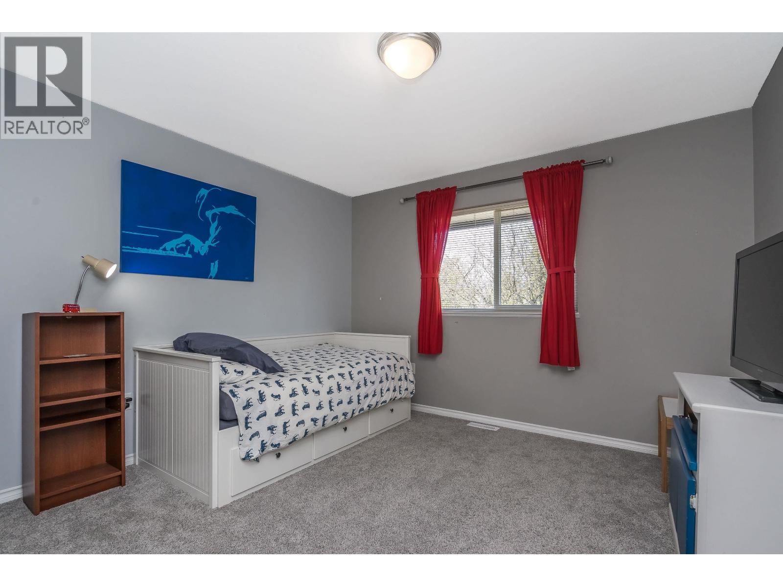 19115 DOERKSEN DRIVE, Pitt Meadows