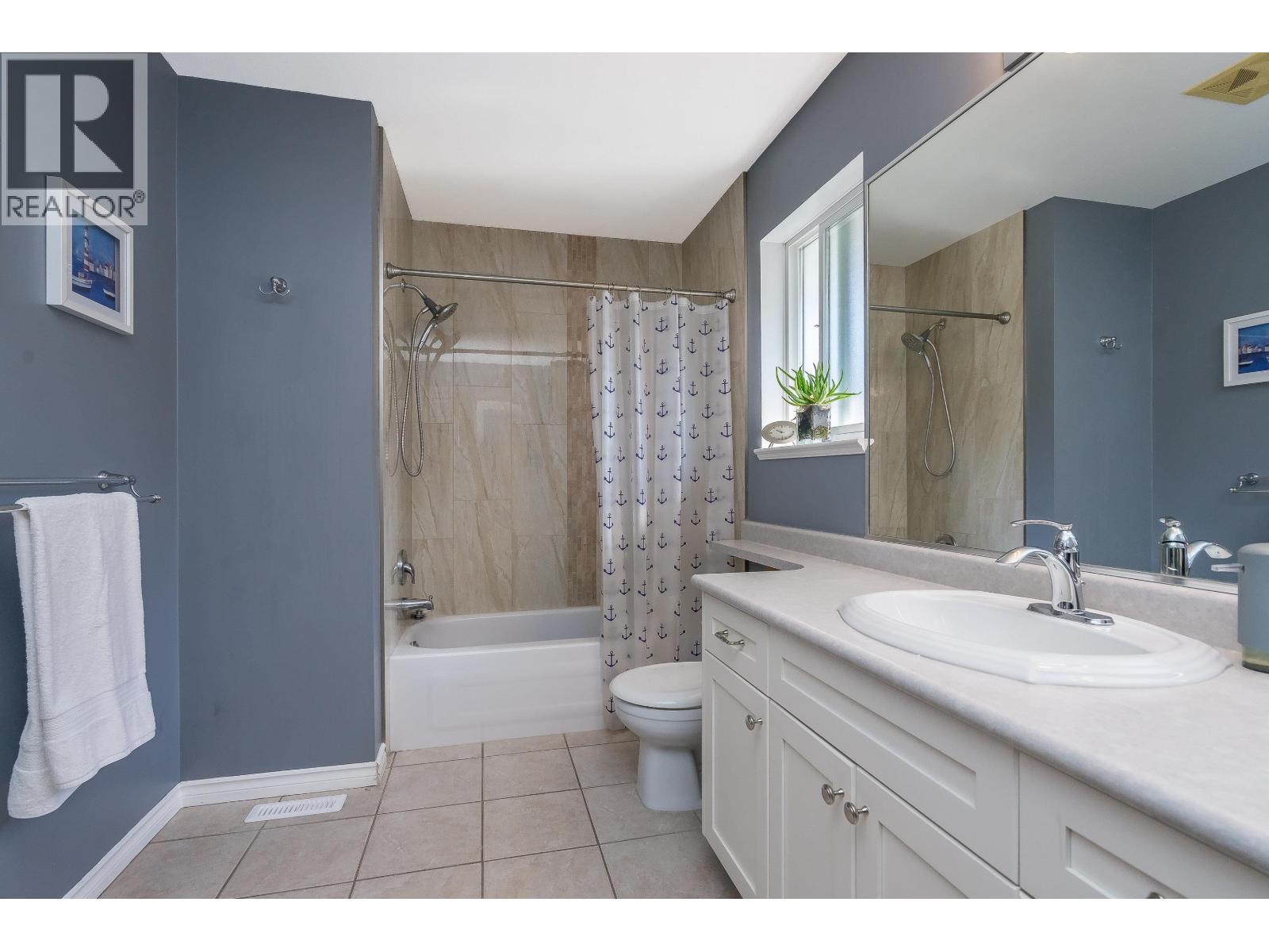 19115 DOERKSEN DRIVE, Pitt Meadows