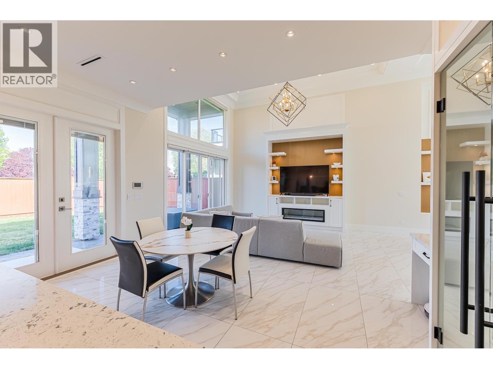 8511 SIERPINA Drive, Richmond