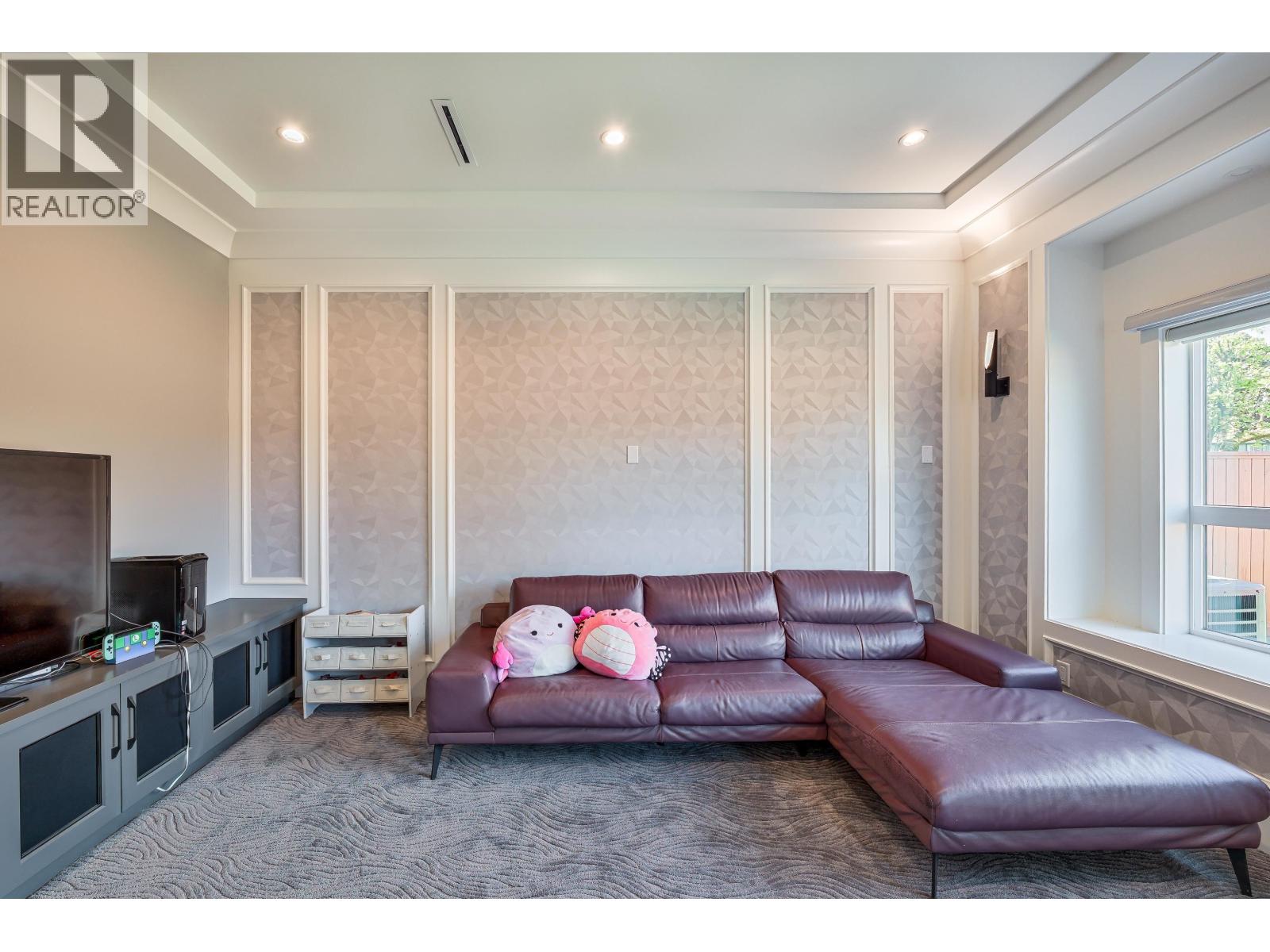 8511 SIERPINA Drive, Richmond