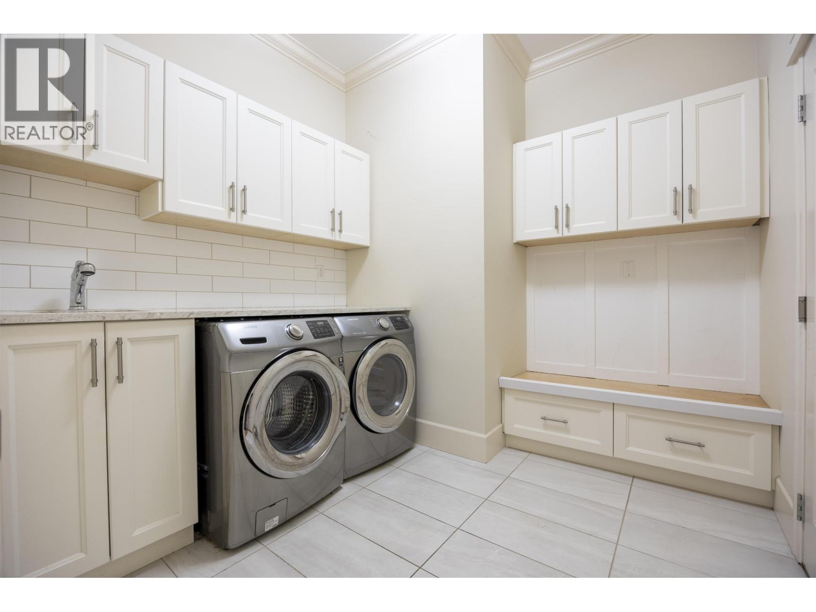 963 51A Street, Tsawwassen