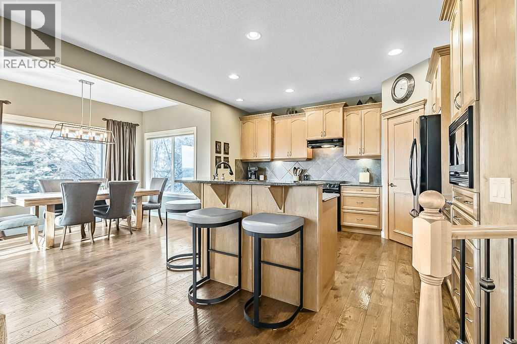 Single Family House for Sale in  Tuscany Ravine View NW Tuscany Calgary 