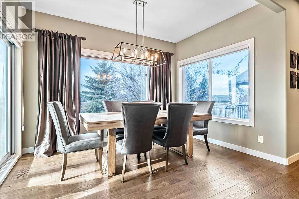 Single Family House for Sale in  Tuscany Ravine View NW Tuscany Calgary 