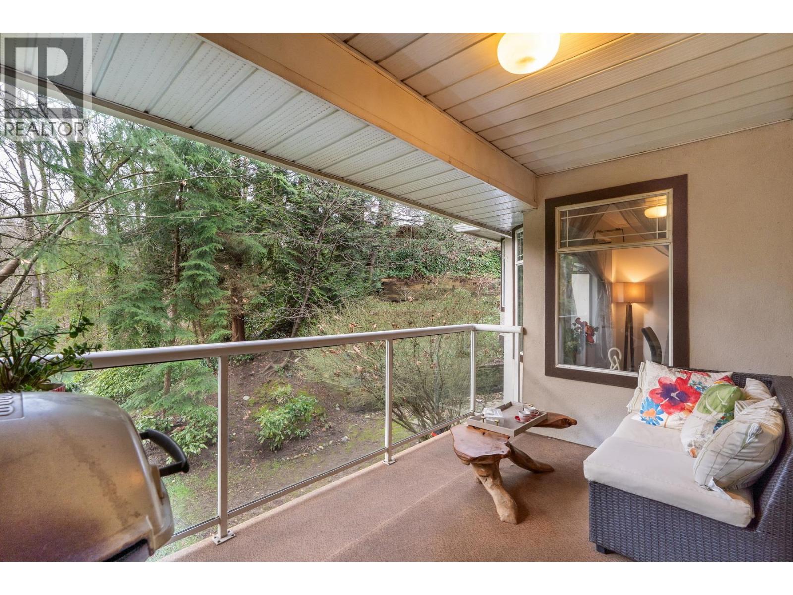 4 58 RICHMOND STREET, New Westminster