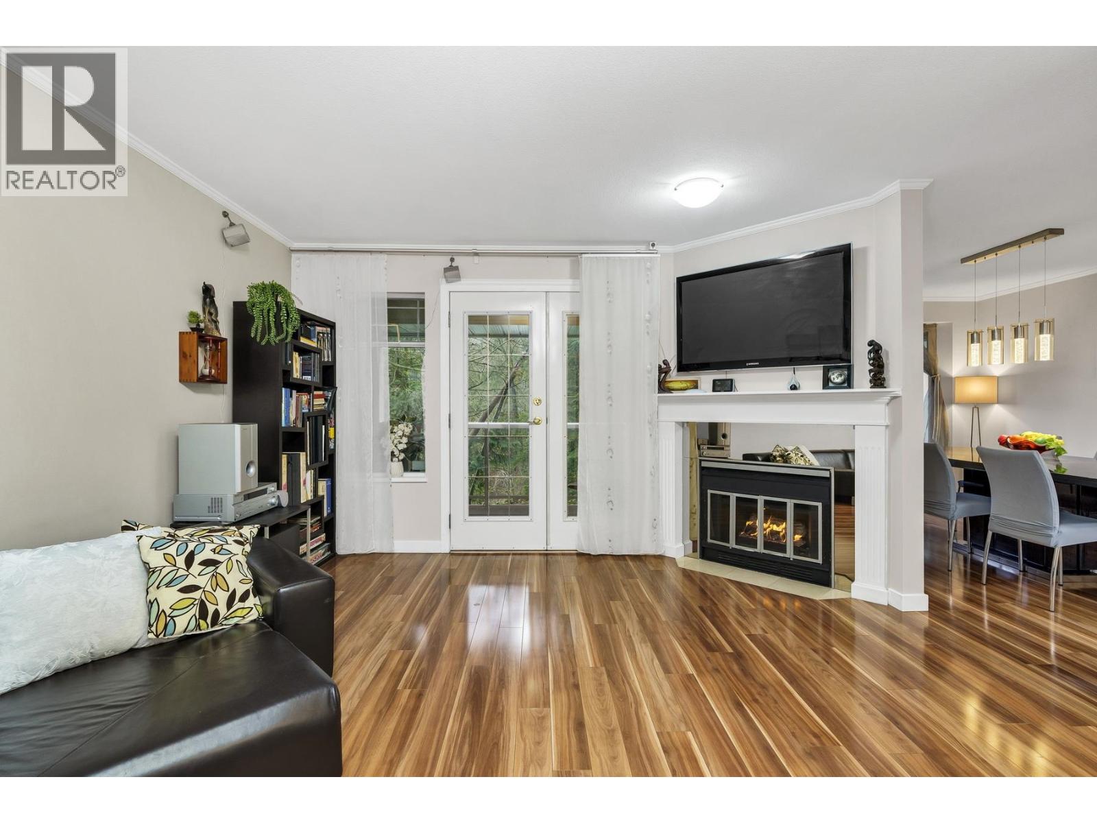 4 58 RICHMOND STREET, New Westminster