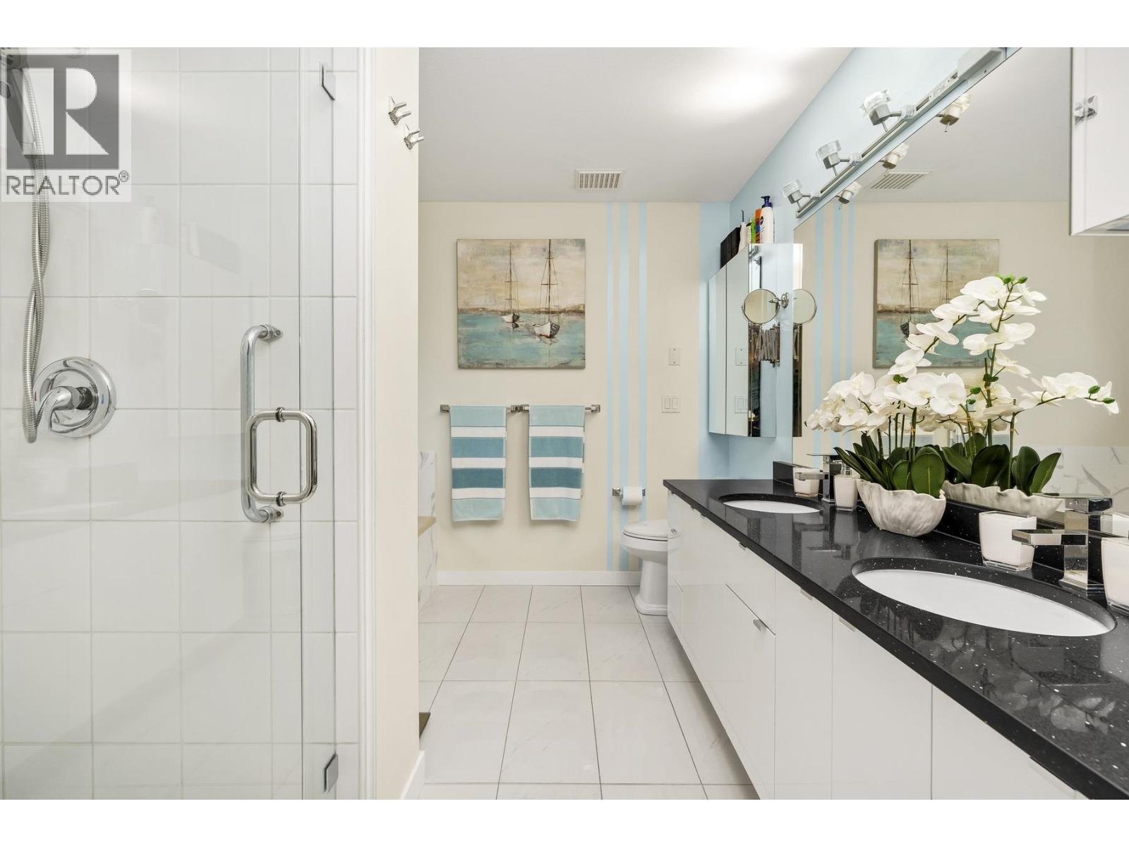 4 58 RICHMOND STREET, New Westminster