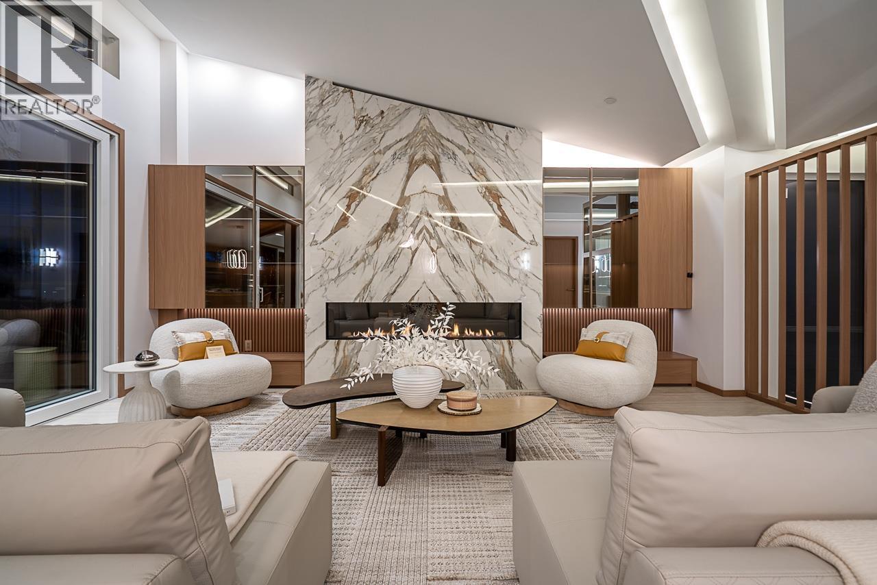 2356 OTTAWA AVENUE, West Vancouver