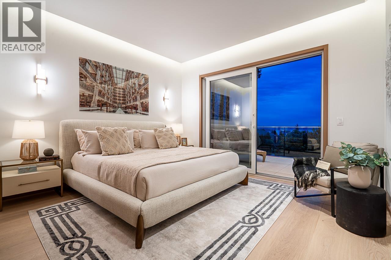 2356 OTTAWA AVENUE, West Vancouver