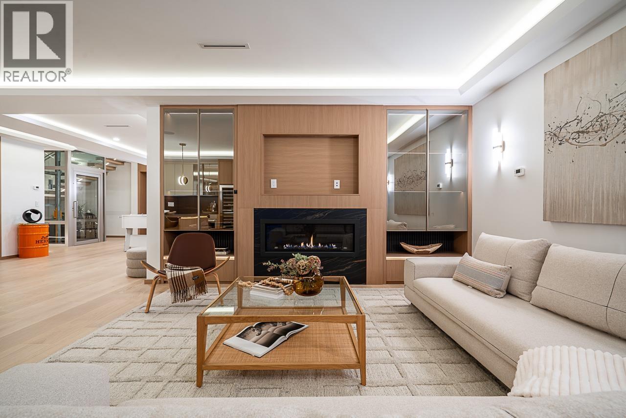 2356 OTTAWA AVENUE, West Vancouver