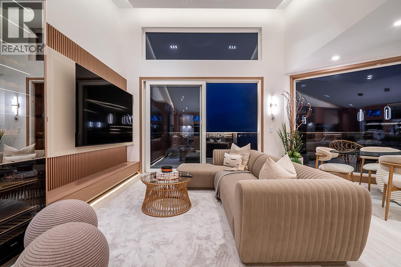 2356 OTTAWA AVENUE, West Vancouver