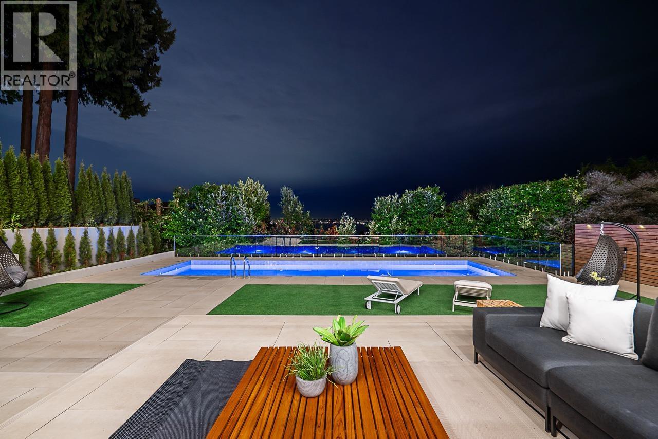 2356 OTTAWA AVENUE, West Vancouver