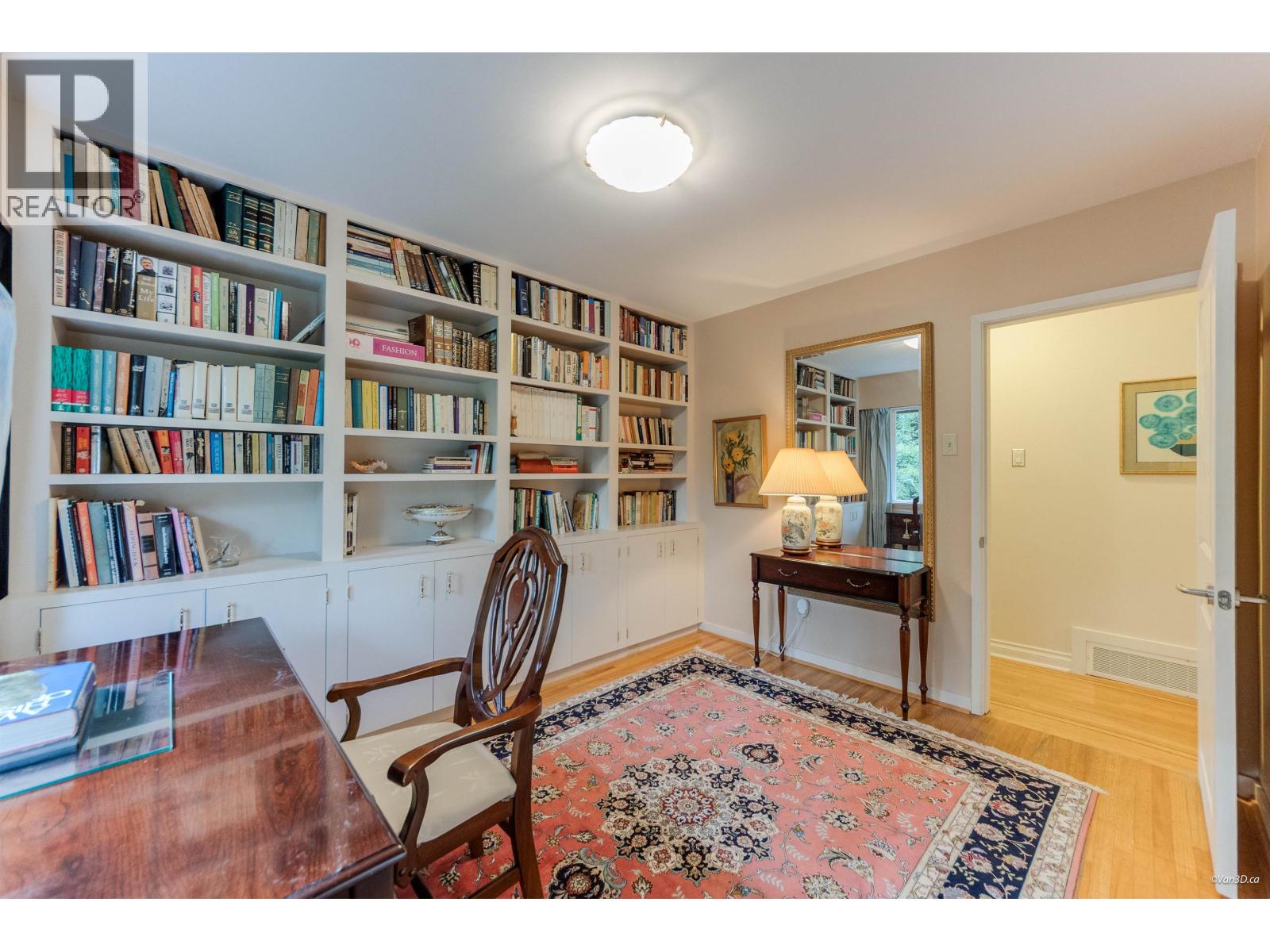 475 SOUTHBOROUGH DRIVE, West Vancouver