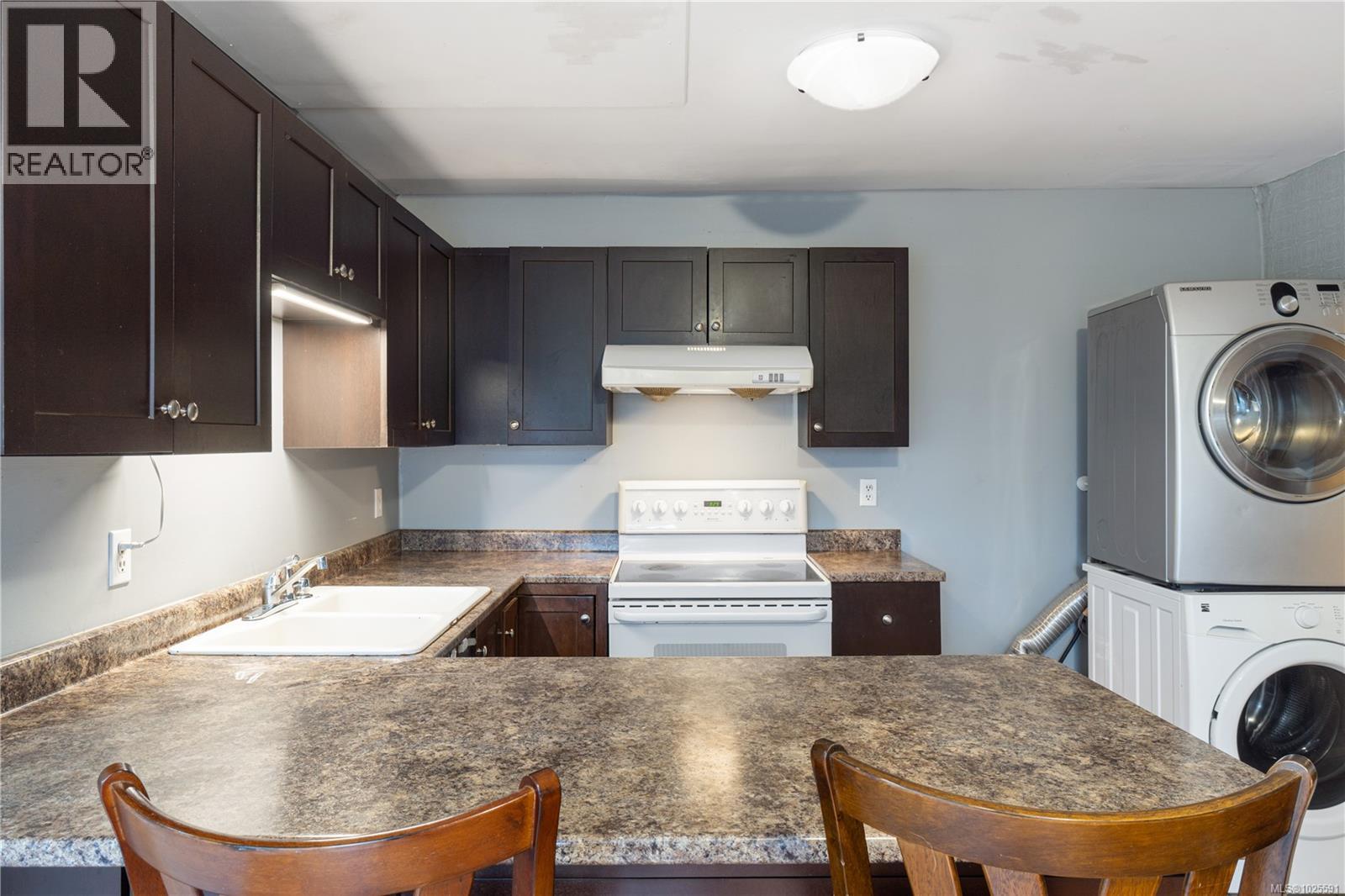 834 HOLLY HILL RD - 12