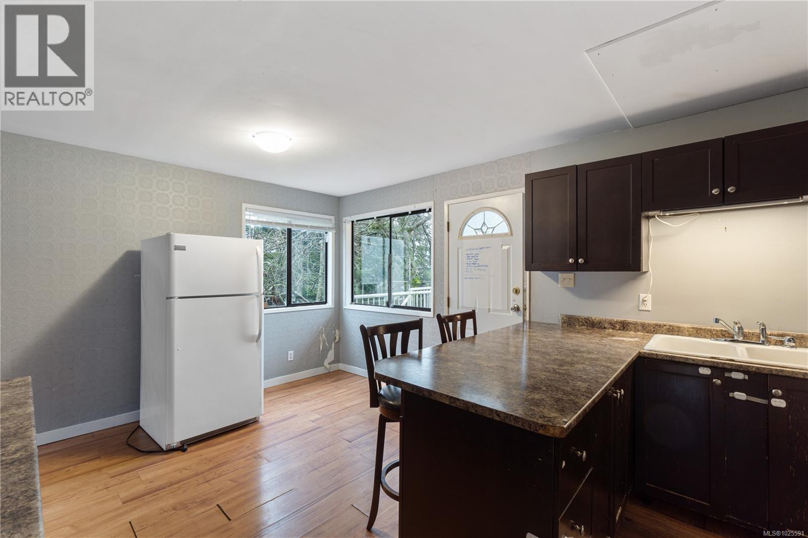 834 HOLLY HILL RD - 15