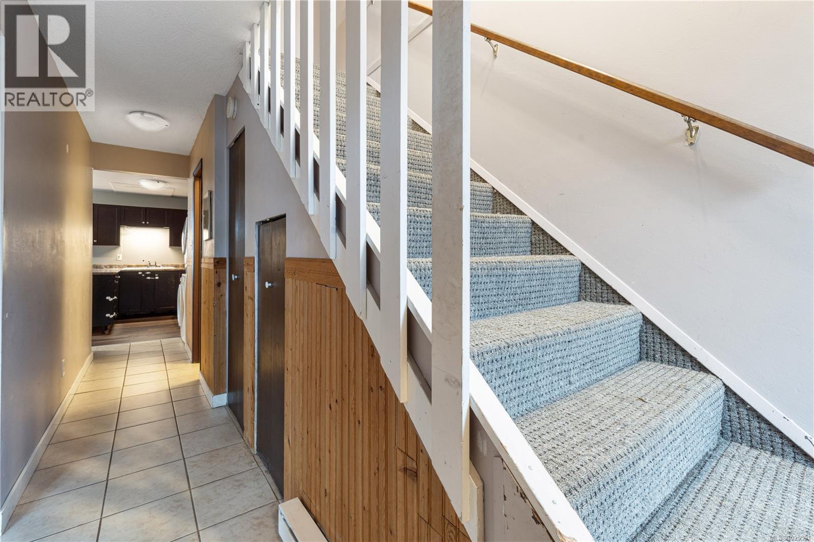 834 HOLLY HILL RD - 16